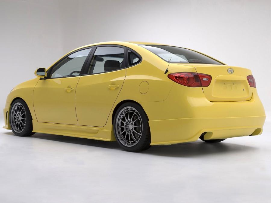  Hyundai Elantra by Christopher David Martin 2006 года  (фото 2 из 2)